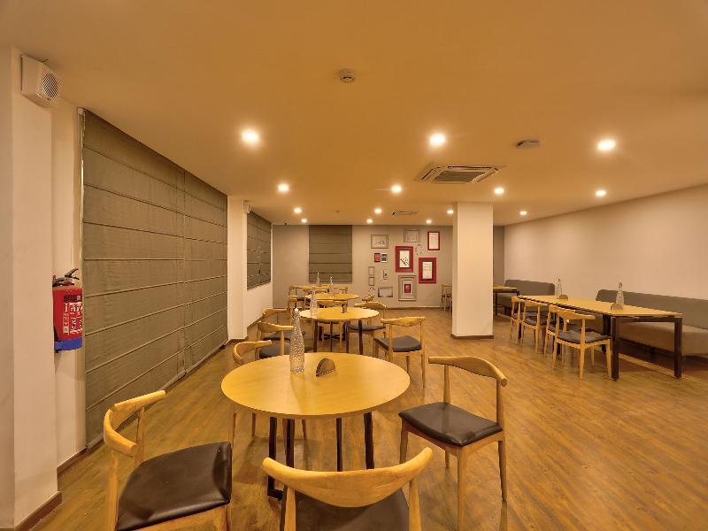 Oyo Townhouse 87 Spartan Nagar Chennai Extérieur photo
